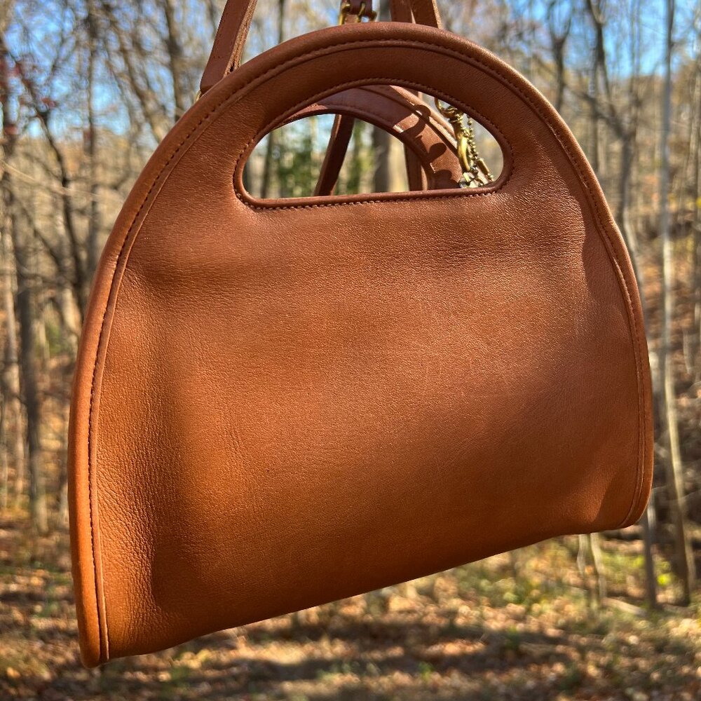 Vintage Coach Carousel bag in British tan!